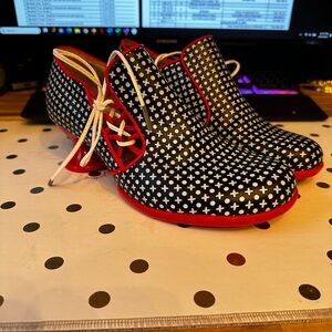 Fluevog Receptive 8.5